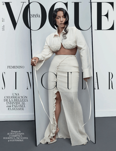 vogue-espana-05-2021_by_alique1.thumb.png.efdf8d61a04998e3b5cc5748ffb52192.png