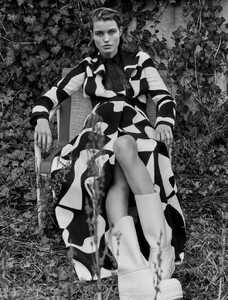 vogue-germany-05-2018_by_alique_(4).thumb.jpg.17d1b955ccbdf8f0f04393c7f969cd3d.jpg