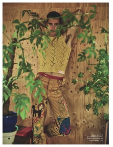 vogue-nl-0607-2020_by_annemarieke-van-drimmelen13.thumb.jpg.7ae14f9eadf903e0aec8baa4a6d9b793.jpg