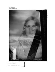 vogue-nl-0607-2020_by_annemarieke-van-drimmelen21.thumb.jpg.5fb86f36ef13d5c0fe38a9b634e6dd38.jpg