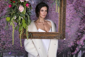 yesidocatwalk_cosmeticderma_mara_darmousli.jpg