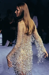 064-thierry-mugler-spring-1998-couture-detail-CN10057271-audrey-tchekova.webp