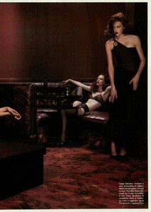 106381377_ARCHIVIO-VogueItalia(July2004)-PulpHisKindOfWoman-030.thumb.jpg.f275a3078c15b675eb1ca45fb4c8bb77.jpg