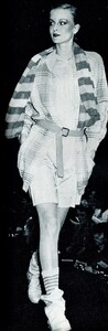 1091224143_ModeEtMode(JP)1978-Spring(179)-YukiTorii(Paris)-PP(1)-Copy.thumb.jpg.3fa48c0b7a20311a0efb2ad71748561a.jpg