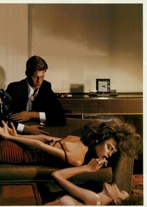 1094799175_ARCHIVIO-VogueItalia(July2004)-PulpHisKindOfWoman-006.thumb.jpg.23819bfd0e47fd31e22229c3b9f53ff8.jpg
