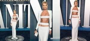 1222909531_ElsaHosk-Instagram2022_03_282.thumb.jpg.8d74a32e32eb0c61437d82c6c55e9234.jpg