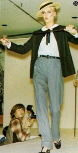1264729299_ModeEtMode(JP)1978-Spring(179)-ChristianDior(Paris)-PP-Copy.thumb.jpg.0ac2c04fee58d1c378409c13751e4cce.jpg