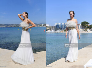 1284177404_JosephineSkriver-CannesFilmFestival@Antibes2022_05_184.thumb.jpg.29a8a3092a8065bc2faf6b0f8dbe648a.jpg
