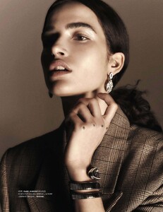 Elle_France_-_25_Ao_t_2022 -page-004.jpg
