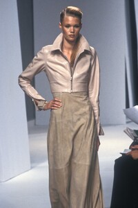 1480781877_dianagartnercm9717.thumb.jpg.f91b4aedb0eaac5e349ff6779a9d307b.jpg
