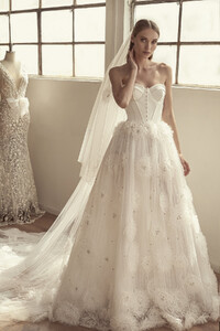 Kyoto+Wedding+Gown.jpg