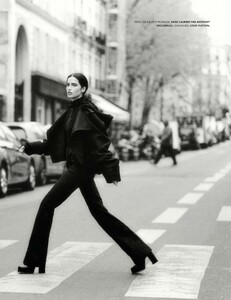 Elle_France_-_25_Ao_t_2022 -page-002.jpg
