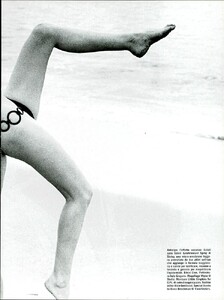 1603719443_ARCHIVIO-VogueItalia(May2006)-Beauty-009.thumb.jpg.9337cfcd6c95a04f4b2011004242fbf2.jpg