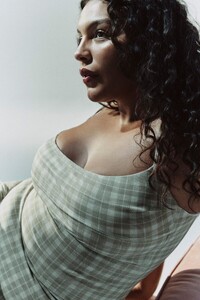 1725978-800w.jpg