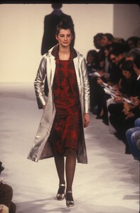 1769232531_MarcJacobs1996WomenRTW7.thumb.jpg.2732f56c6c9e7dd2f6bd7dce4a538753.jpg