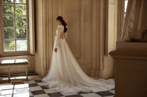 wedding-dress-christine (2).jpg