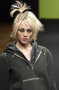 1834502485_jennyharperrk039.thumb.jpg.4c705e68bcbcf3cf19cef5b76805ff6b.jpg