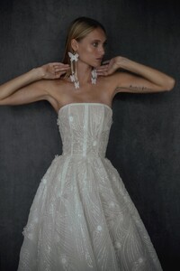 White+Diamond+.jpg