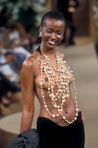 1968282698_sabrinamagalhaesys0048-.thumb.jpg.221756baafe8fab7c3cb4377aa03bd00.jpg