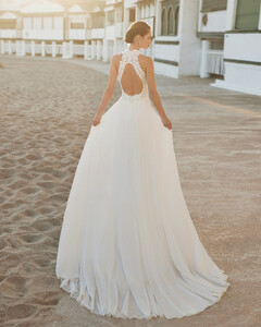 2022_JASMINE_BEACH_WEDDING_1.jpg