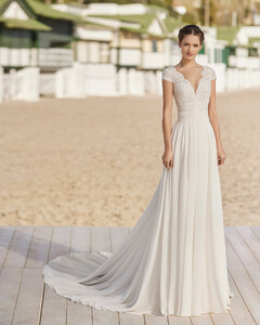 2022_JAZMIN_BEACH_WEDDING_2.jpg