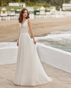 2022_JOLIE_BEACH_WEDDING_3.jpg