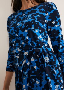 221162570-05-niya-placement-print-dress.jpg