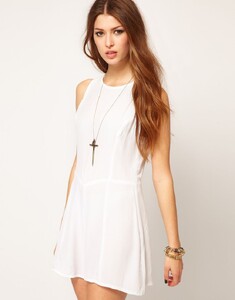 2615569-1-white.jpg