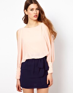 2755148-1-pinknavy.jpg