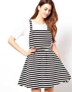 2876917-1-blackwhite.jpg