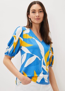 303251000-01-izzey-leaf-print-top.jpg