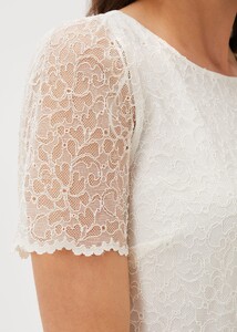 303334106-05-gianina-lace-top.jpg