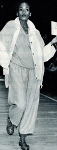 326404284_ModeEtMode(JP)1978-Spring(179)-E.deSenneville(Paris)-PP(1).thumb.jpg.cbecbece8529e4eb996a3bf29ec382a3.jpg