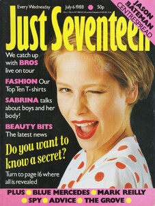 362071053_C-JustSeventeen(UK)1988-7-6PH.by-ofElaine.thumb.jpg.b7fc732c0216716b5548c9883d06db96.jpg