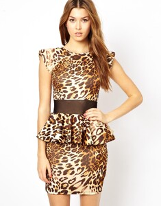 3705378-1-leopard.jpg