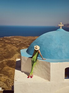 Elle Greece Cover July 2022_9.jpg