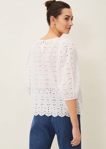 502076055-02-tameka-broderie-anglaise-top.jpg