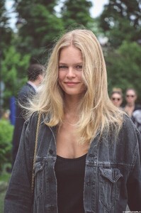 6a89406f2568fd146f1d2f94450d7c52--anna-ewers-mannequins.jpg