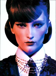 813633124_ARCHIVIO-VogueItalia(October2006)-Glitter-004.thumb.jpg.6056946d41a5faec18b2e6cd16ace94d.jpg