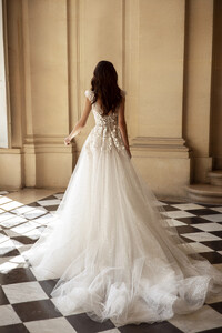 wedding-dress-apollina- (2).jpg
