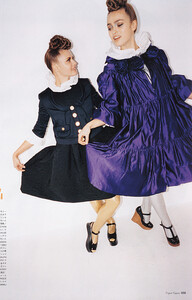 868847736_VogueJapan(February2006)-SpringIntoTheNewTrend!-003.thumb.jpg.57bc728a739a6b3da163b5911a6f04e6.jpg