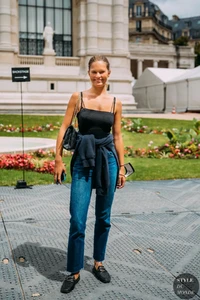 Anna-Ewers-Paris-Couture-FW21-day-3-by-STYLEDUMONDE-Street-Style-Fashion-Photography_95A9483.webp