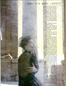 Collezione_Turbeville_Vogue_Italia_September_02_1984_04.thumb.png.7c71d7aa0e1951a22202e1741e8b9a6c.png