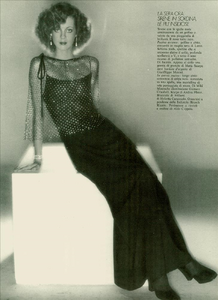 Donna_Lategan_Vogue_Italia_December_1973_08.thumb.png.5e80fbdc5b968f429866ce72edb258e4.png