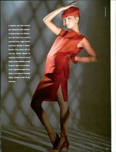 Elgort_Vogue_Italia_January_1984_08.thumb.png.a8e4d6c078173a0fd7f40dabda6a85ba.png