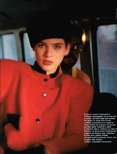 Elgort_Vogue_Italia_September_02_1984_08.thumb.png.f0a4da2038a50f0cfe288a60961bce6e.png