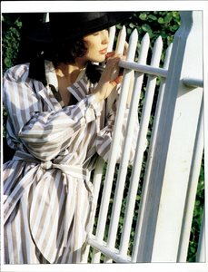 Fallai_Baila_Spring_Summer_1984_07.thumb.png.0adda8d5f816e82485997a5b8d6922a7.png