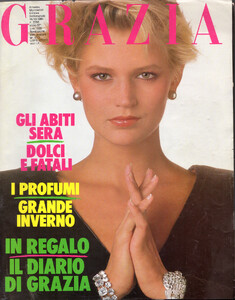 GraziaIT161284no2286coverJoKelley.thumb.jpg.dceeaa7361cd718ab7e56461bca0da45.jpg