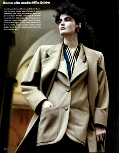 Grignaschi_Vogue_Italia_September_02_1984_05.thumb.png.51c50fe89f8196ec1f665713b38761ea.png