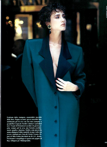 Grignaschi_Vogue_Italia_September_02_1984_08.thumb.png.43a4088757c4239f8aad9f87a112b337.png